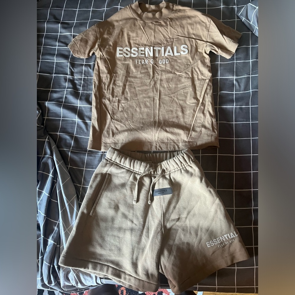 Essential Fear of God set